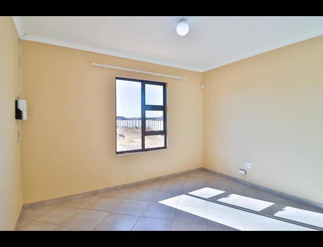 3 BEDROOM HOUSE FOR SALE IN CRYSTAL PARK